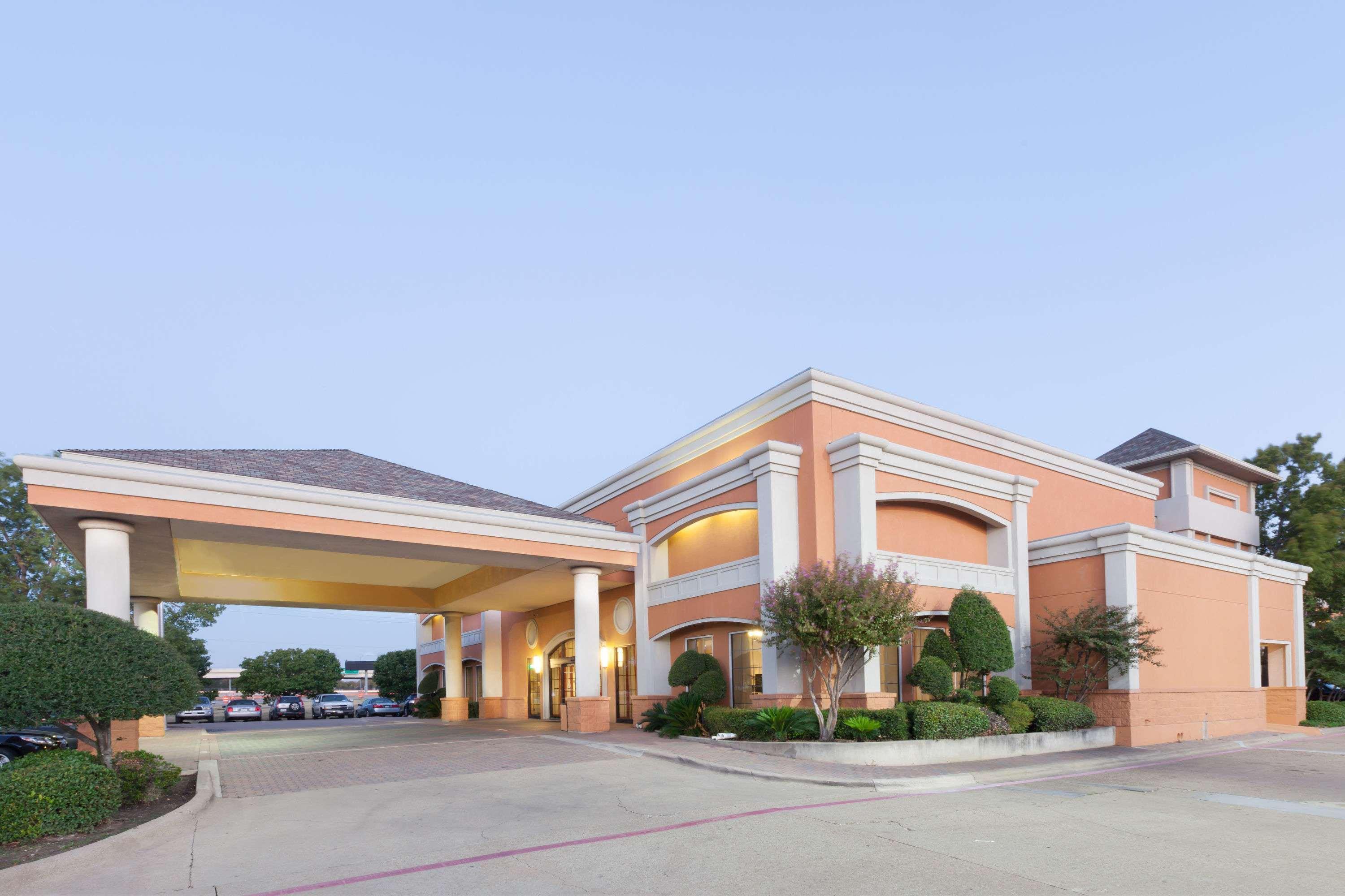 Days Inn By Wyndham Irving Grapevine Dfw Airport North Kültér fotó