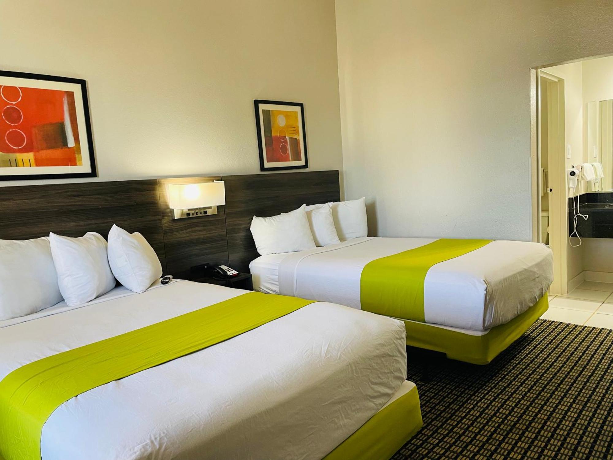 Days Inn By Wyndham Irving Grapevine Dfw Airport North Kültér fotó