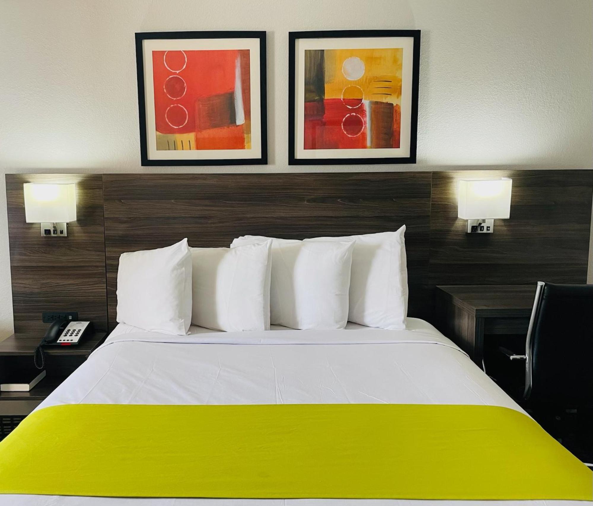 Days Inn By Wyndham Irving Grapevine Dfw Airport North Kültér fotó
