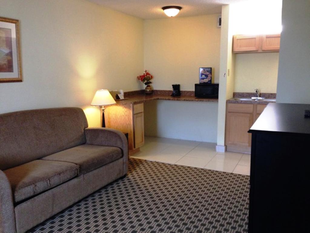 Days Inn By Wyndham Irving Grapevine Dfw Airport North Szoba fotó